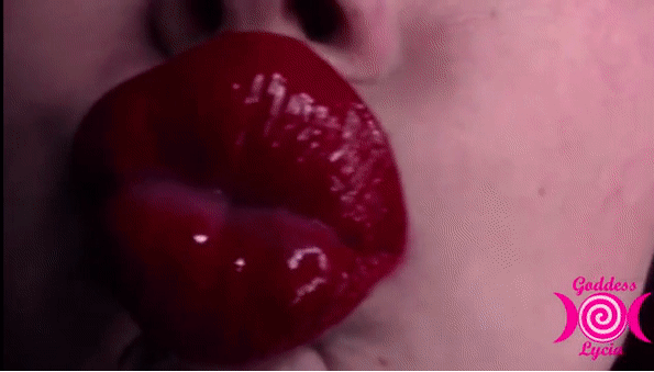 lipstick prints fetish